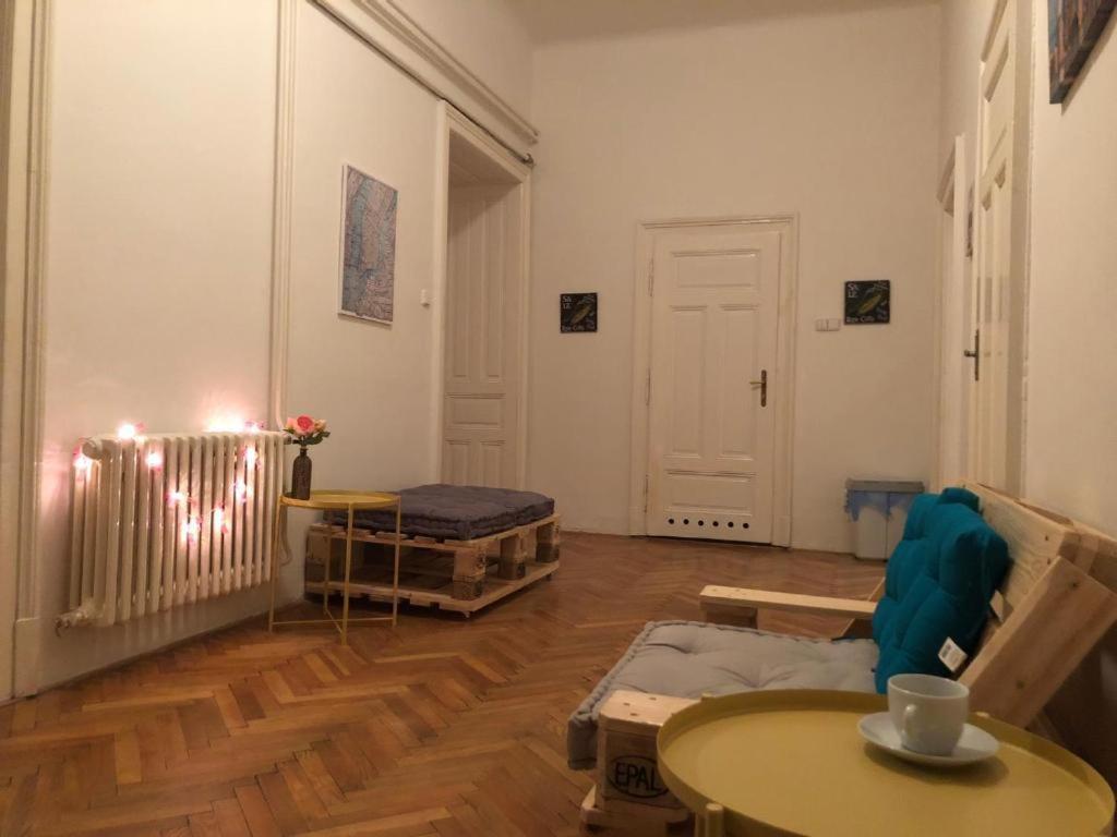 Apatrhostel Brno Buitenkant foto