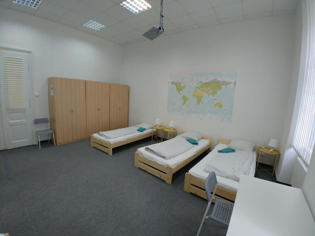 Apatrhostel Brno Buitenkant foto