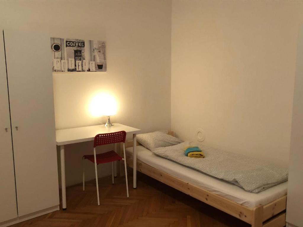 Apatrhostel Brno Buitenkant foto