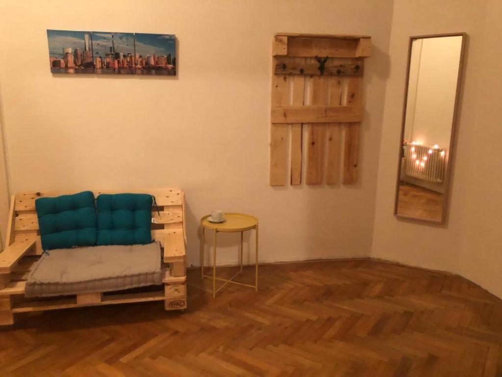 Apatrhostel Brno Buitenkant foto