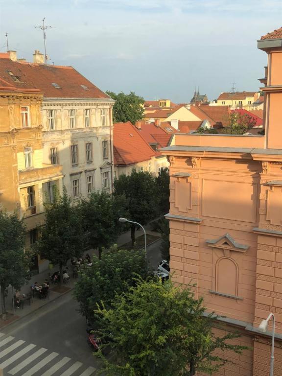 Apatrhostel Brno Buitenkant foto