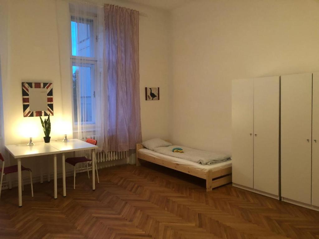 Apatrhostel Brno Buitenkant foto